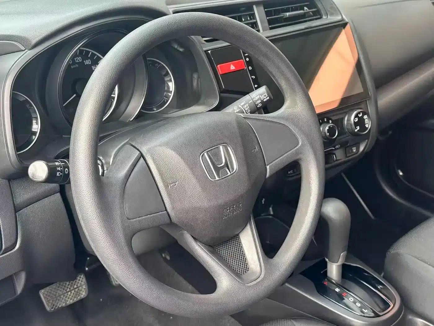 Honda Fit 2016 1.5L LXS CVT Comfort Sunroof Edition — миниатюра 15