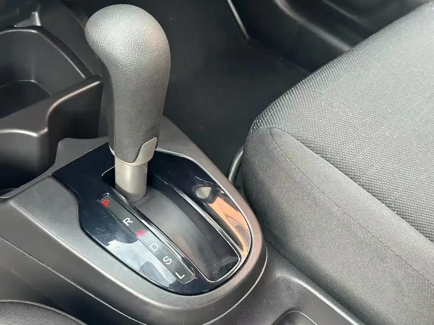 Honda Fit 2016 1.5L LXS CVT Comfort Sunroof Edition — миниатюра 16