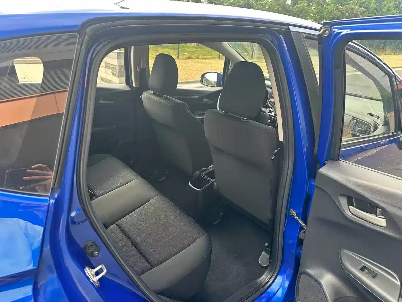 Honda Fit 2016 1.5L LXS CVT Comfort Sunroof Edition — миниатюра 8