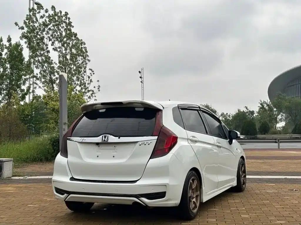 Honda Fit 2014 1.5L LX Manual Comfort Model — миниатюра 4