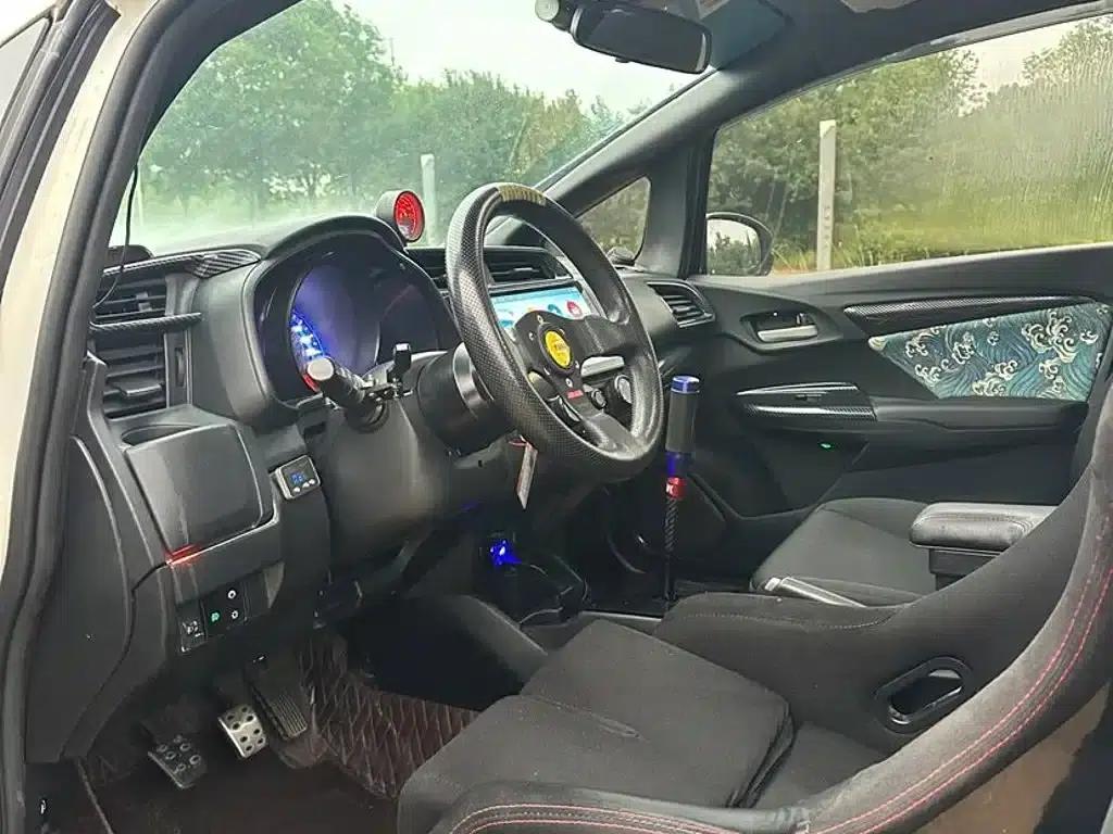 Honda Fit 2014 1.5L LX Manual Comfort Model — миниатюра 8