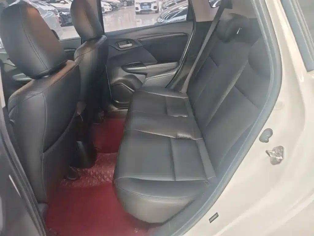 Honda Fit 2018 1.5L CVT Comfort Sunroof Edition — миниатюра 17