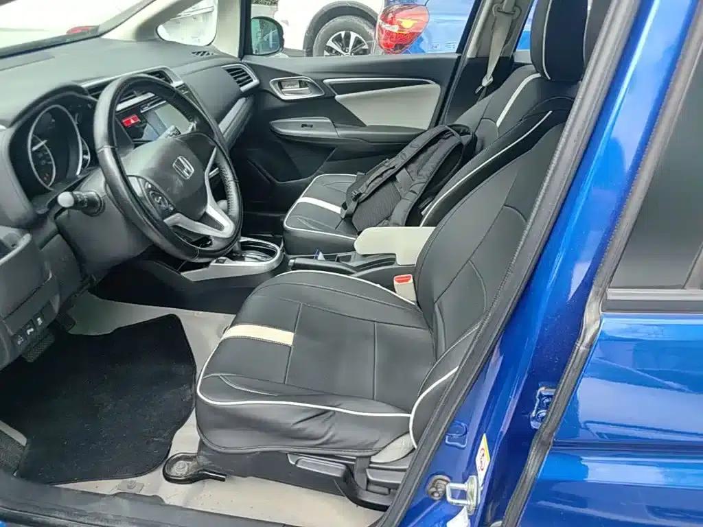 Honda Fit 2014 1.5L EXLI CVT Leading Edition — миниатюра 15
