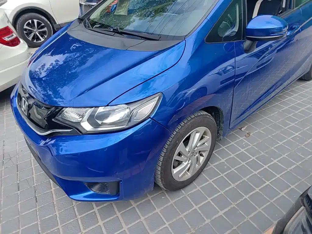 Honda Fit 2014 1.5L EXLI CVT Leading Edition — миниатюра 24