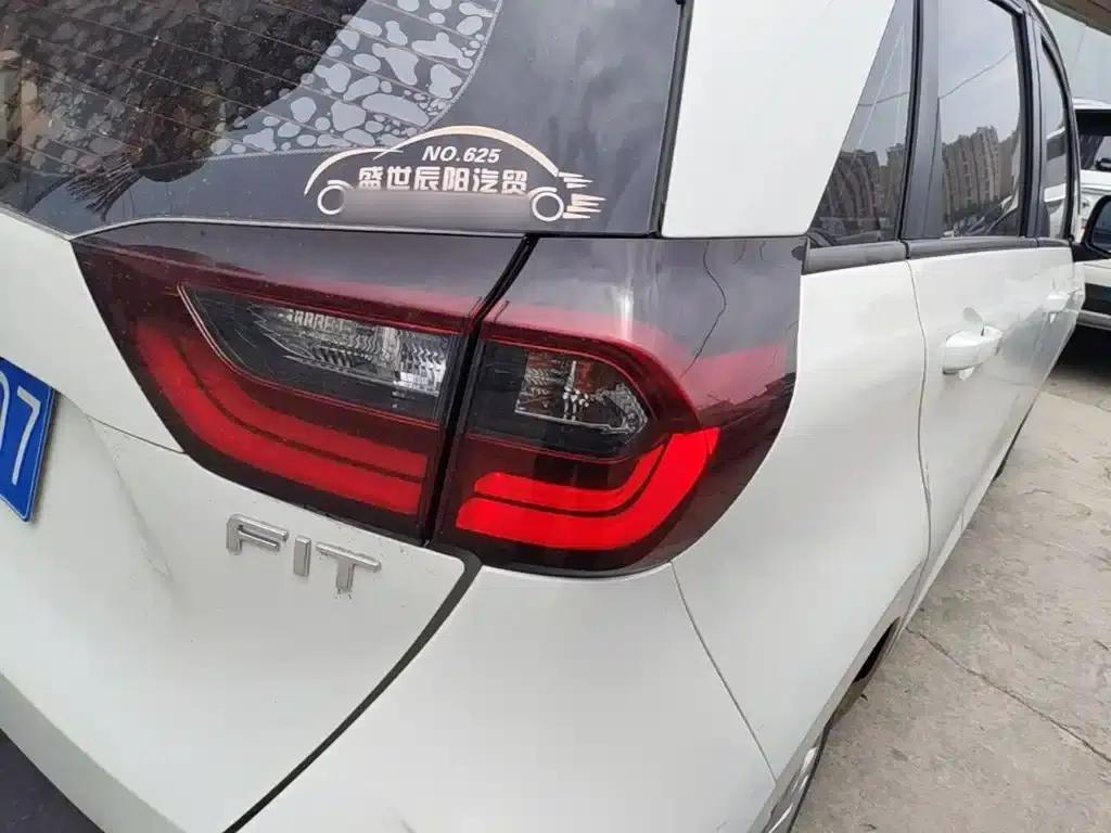 Honda Fit 2021 1.5L CVT Trend Edition — миниатюра 8