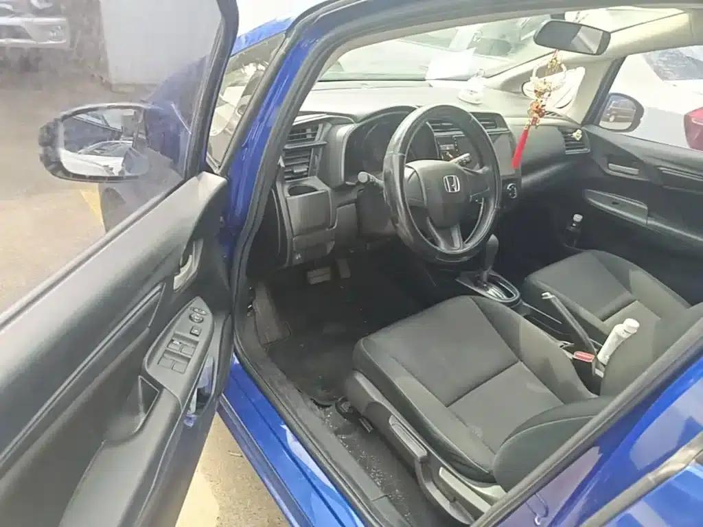 Honda Fit 2018 1.5L CVT Comfort Edition — миниатюра 16