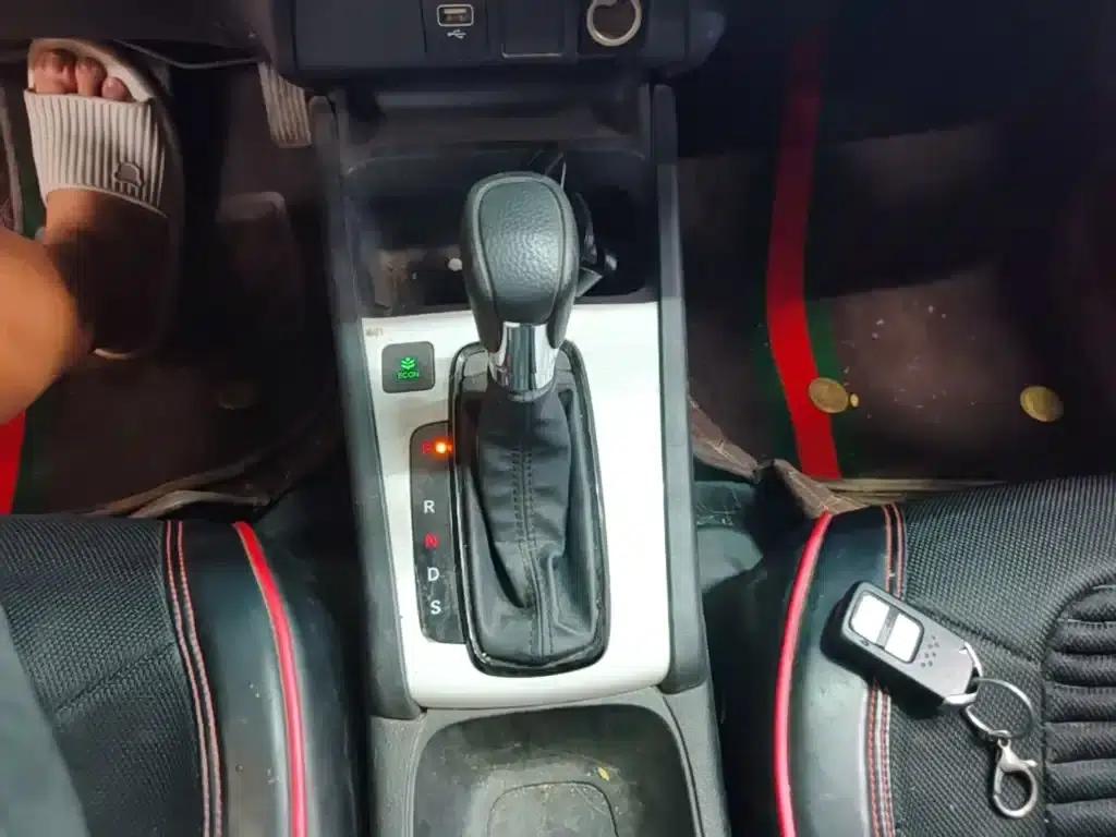 Honda Fit 2023 1.5L CVT Trend Edition — миниатюра 14