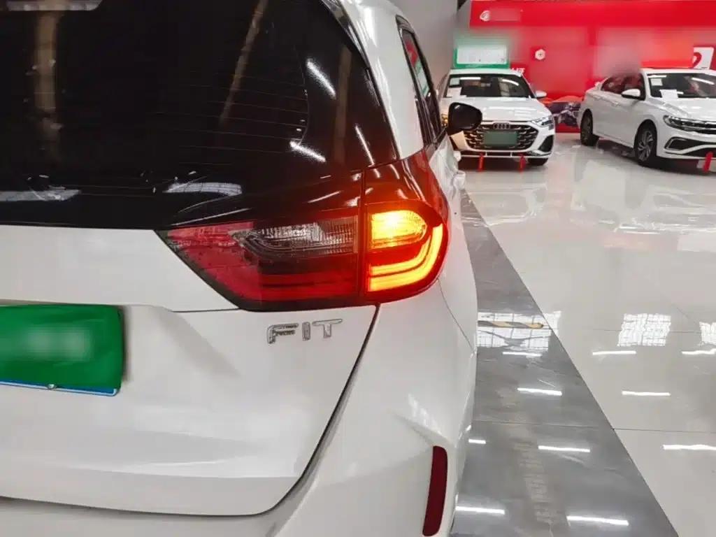Honda Fit 2023 1.5L CVT Trend Edition — миниатюра 8
