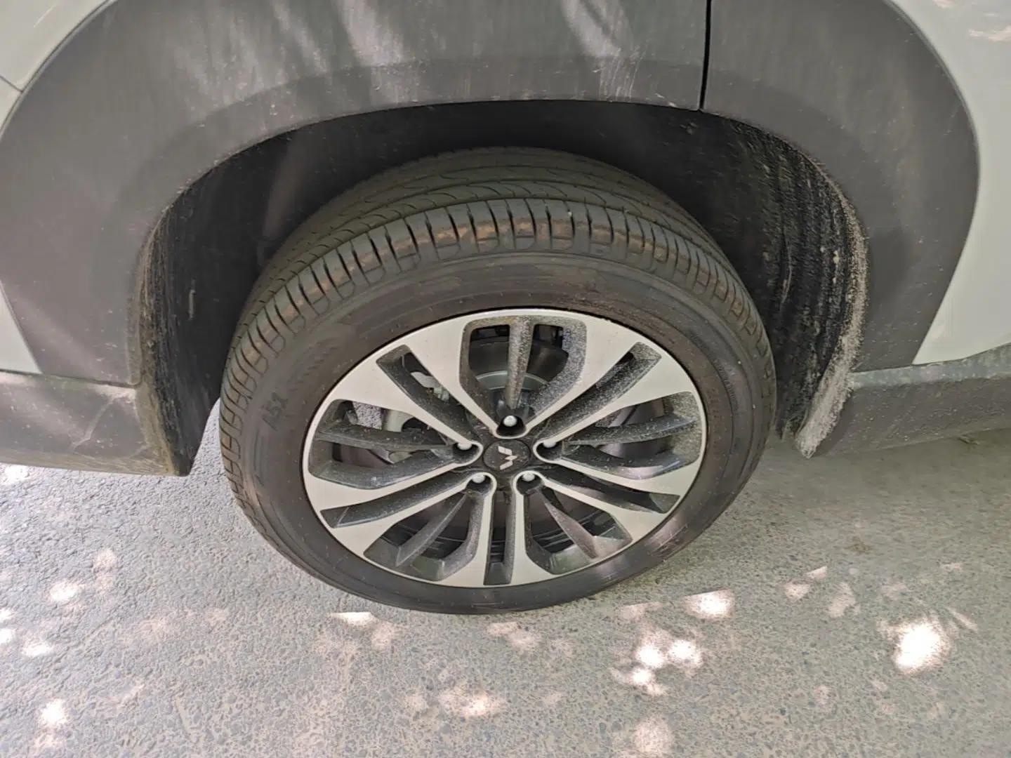 Wuling Xingguang 560 New Energy 2026 Model, Plug-in Hybrid, 125 km, Luxury Version — миниатюра 16