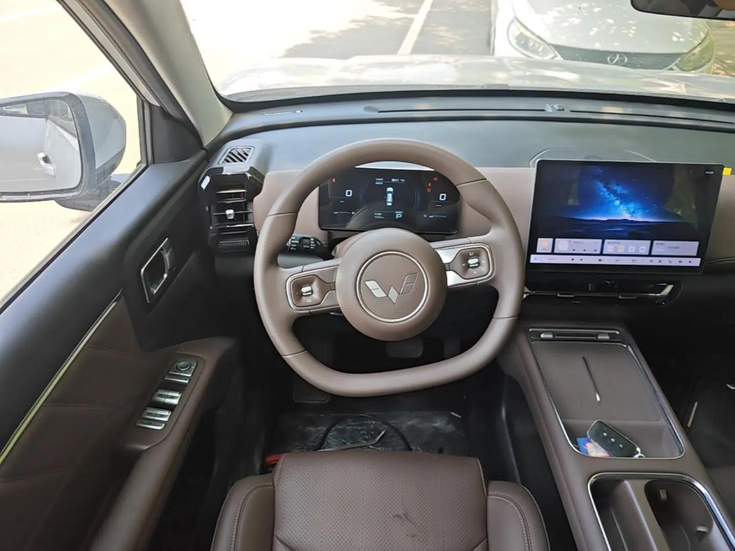 Wuling Xingguang 560 New Energy 2026 Model, Plug-in Hybrid, 125 km, Luxury Version — миниатюра 18