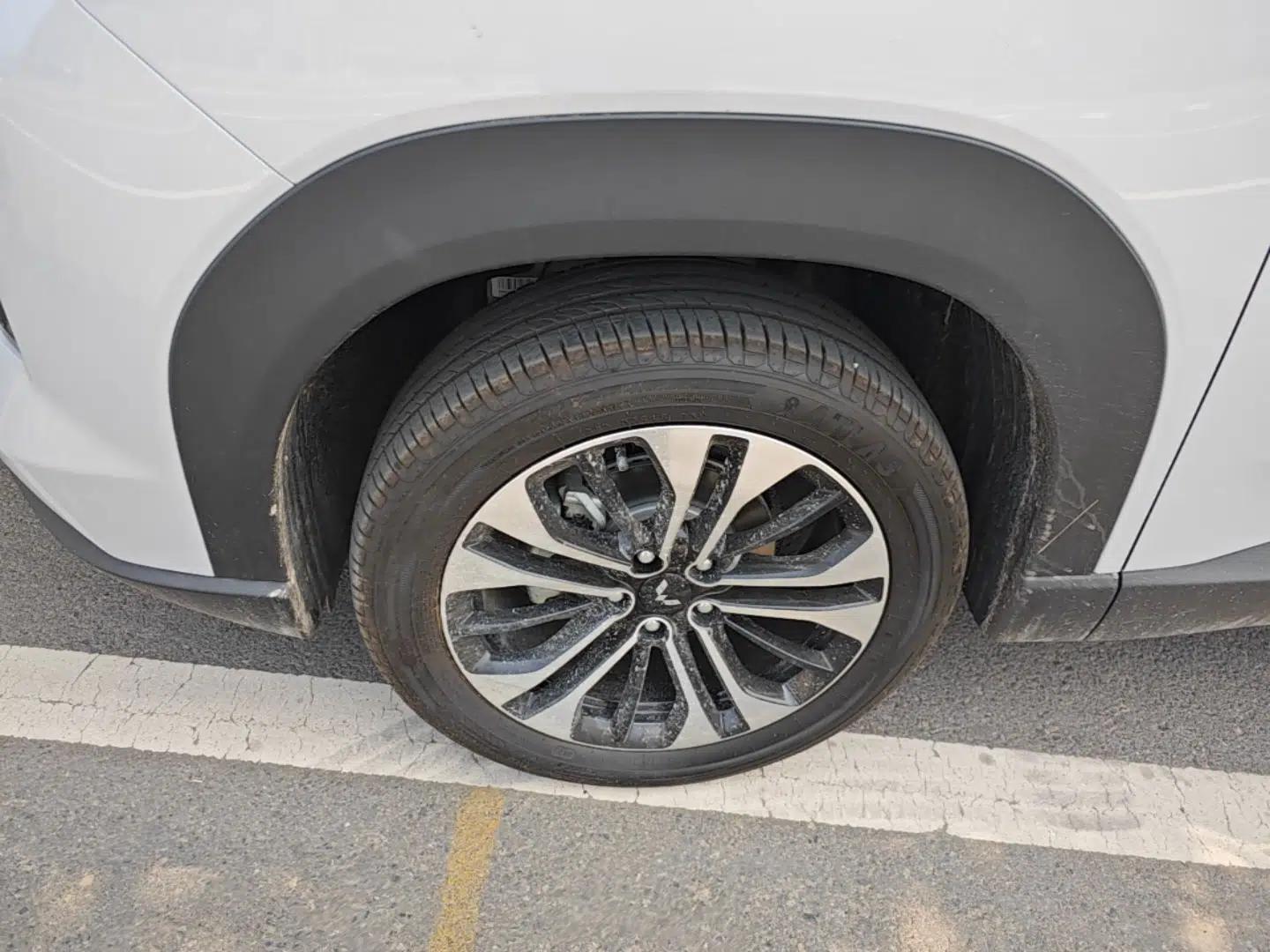 Wuling Xingguang 560 New Energy 2026 Model, Plug-in Hybrid, 125 km, Luxury Version — миниатюра 10