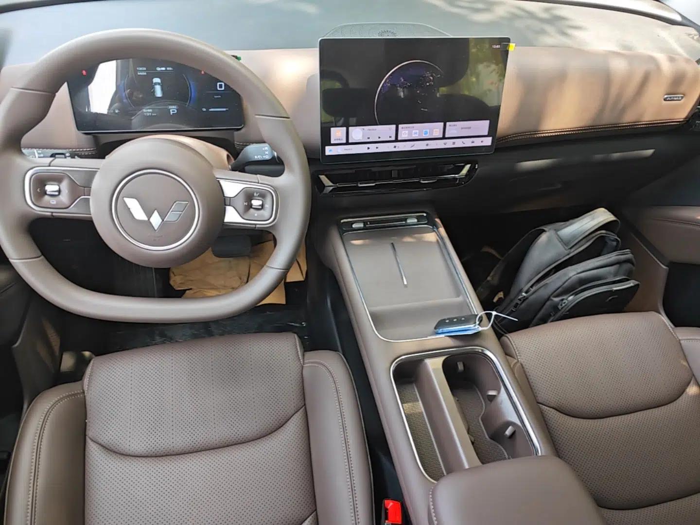 Wuling Xingguang 560 New Energy 2026 Model, Plug-in Hybrid, 125 km, Luxury Version — миниатюра 21