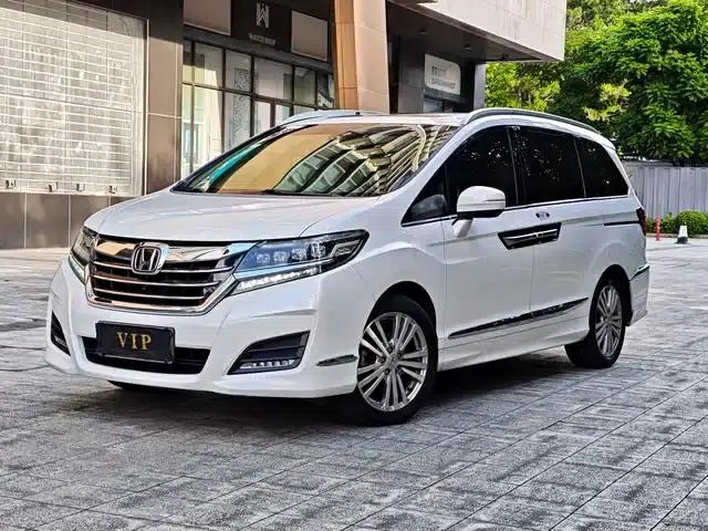 Elysion 2016 2.4L Supreme Edition