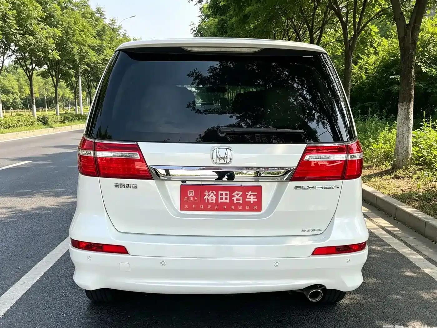 Elysion 2015 2.4L VTi-S Premium Edition — миниатюра 9