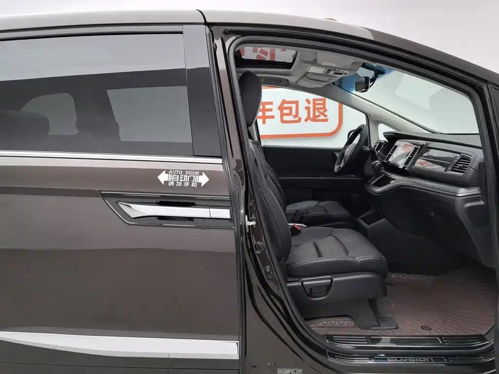 Elysion 2016 2.4L Luxury Edition — миниатюра 23
