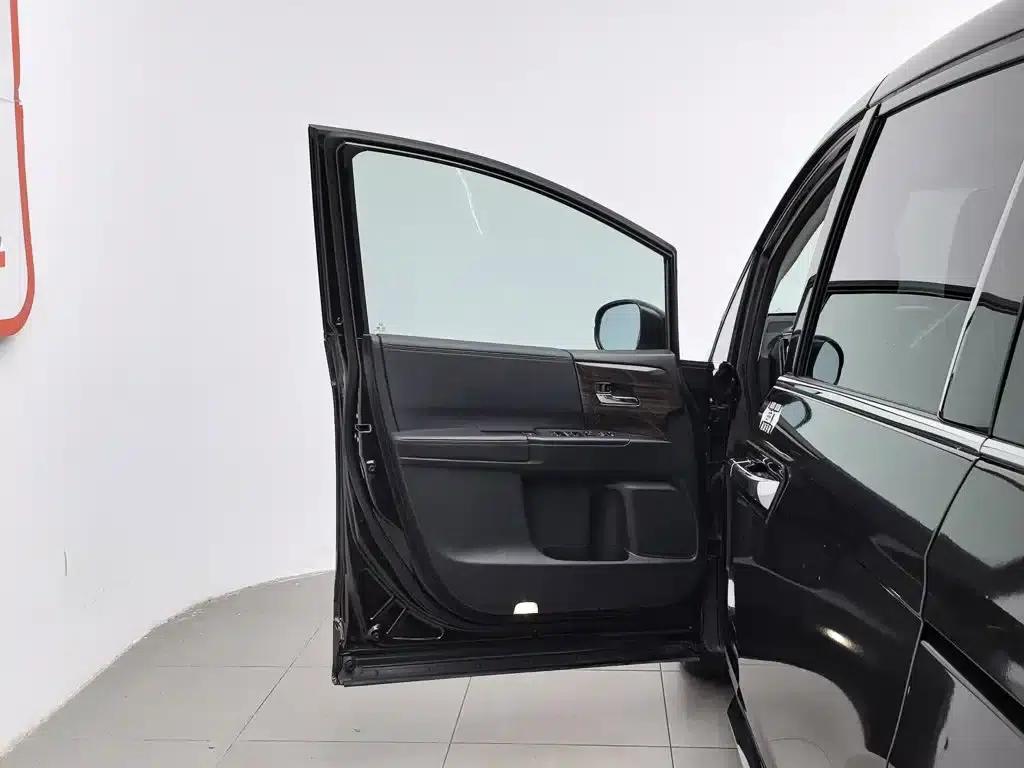 Elysion 2016 2.4L Luxury Edition — миниатюра 8