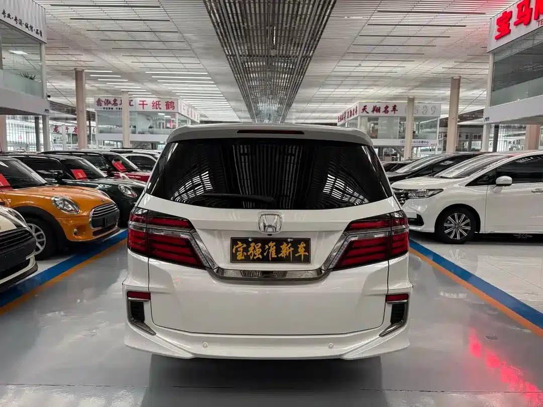 Elysion 2019 2.0L Hybrid Supreme Edition — миниатюра 9