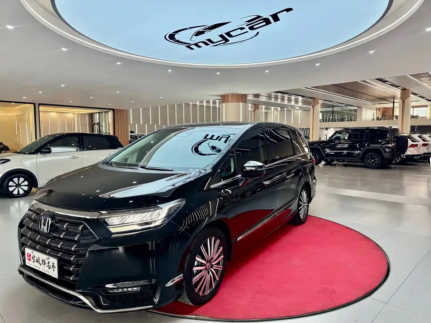 Elysion 2024 2.0L e:HEV Comfort Edition — миниатюра 1
