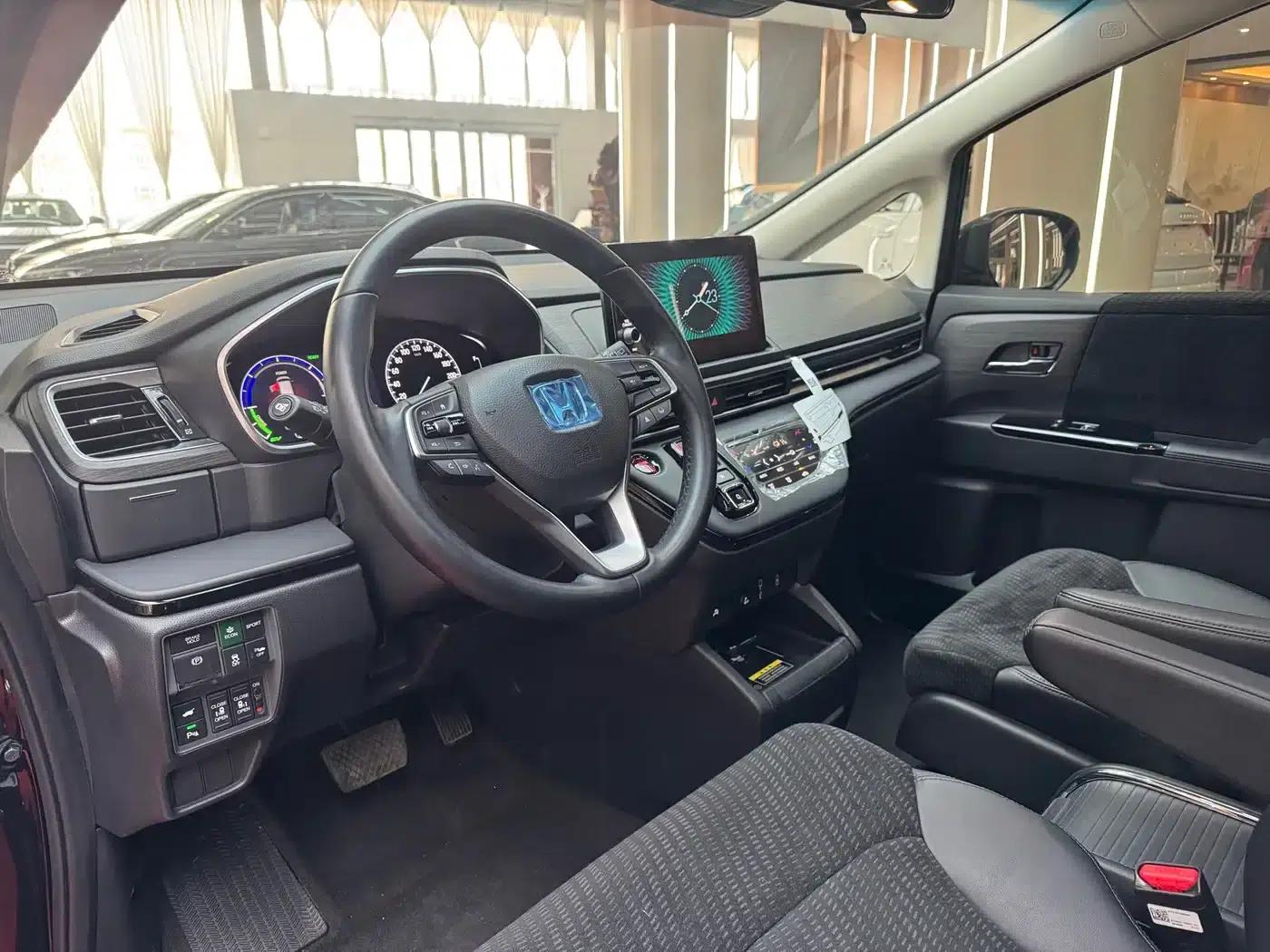 Elysion 2024 2.0L e:HEV Comfort Edition — миниатюра 13