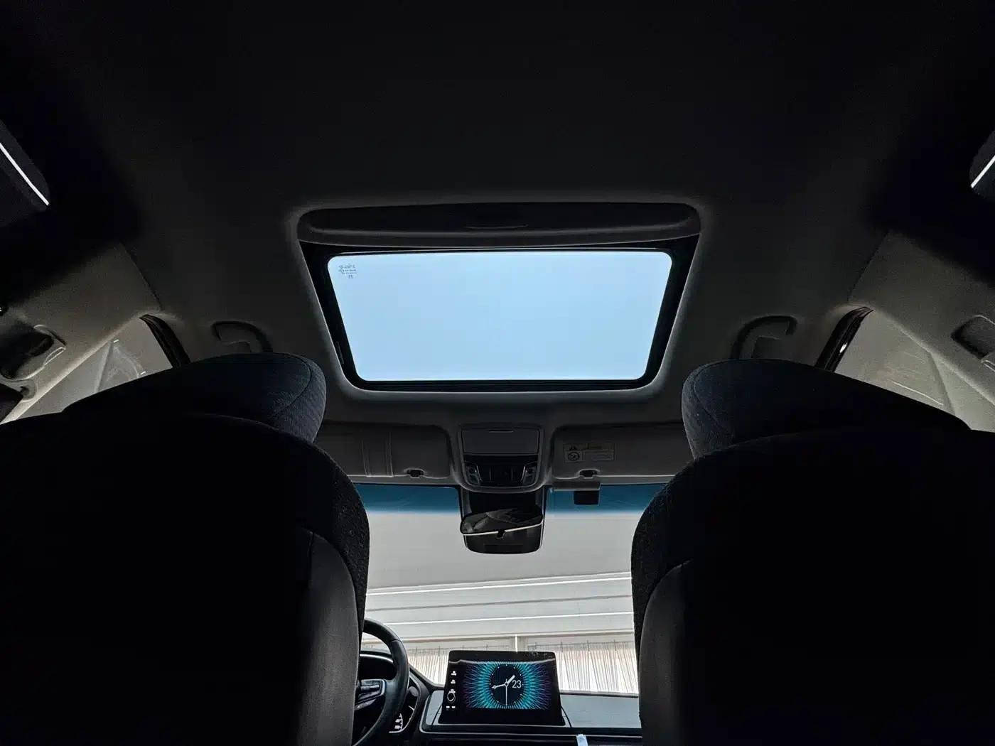 Elysion 2024 2.0L e:HEV Comfort Edition — миниатюра 17