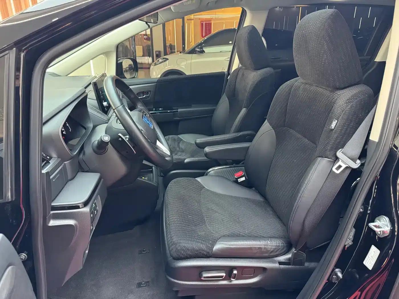 Elysion 2024 2.0L e:HEV Comfort Edition — миниатюра 22