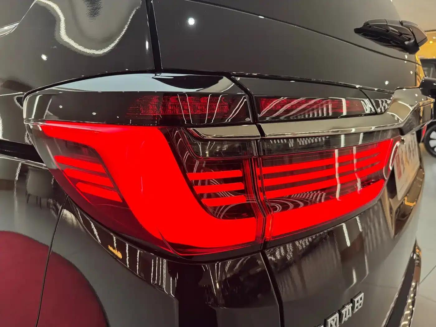 Elysion 2024 2.0L e:HEV Comfort Edition — миниатюра 40