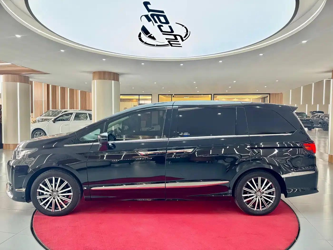 Elysion 2024 2.0L e:HEV Comfort Edition — миниатюра 8