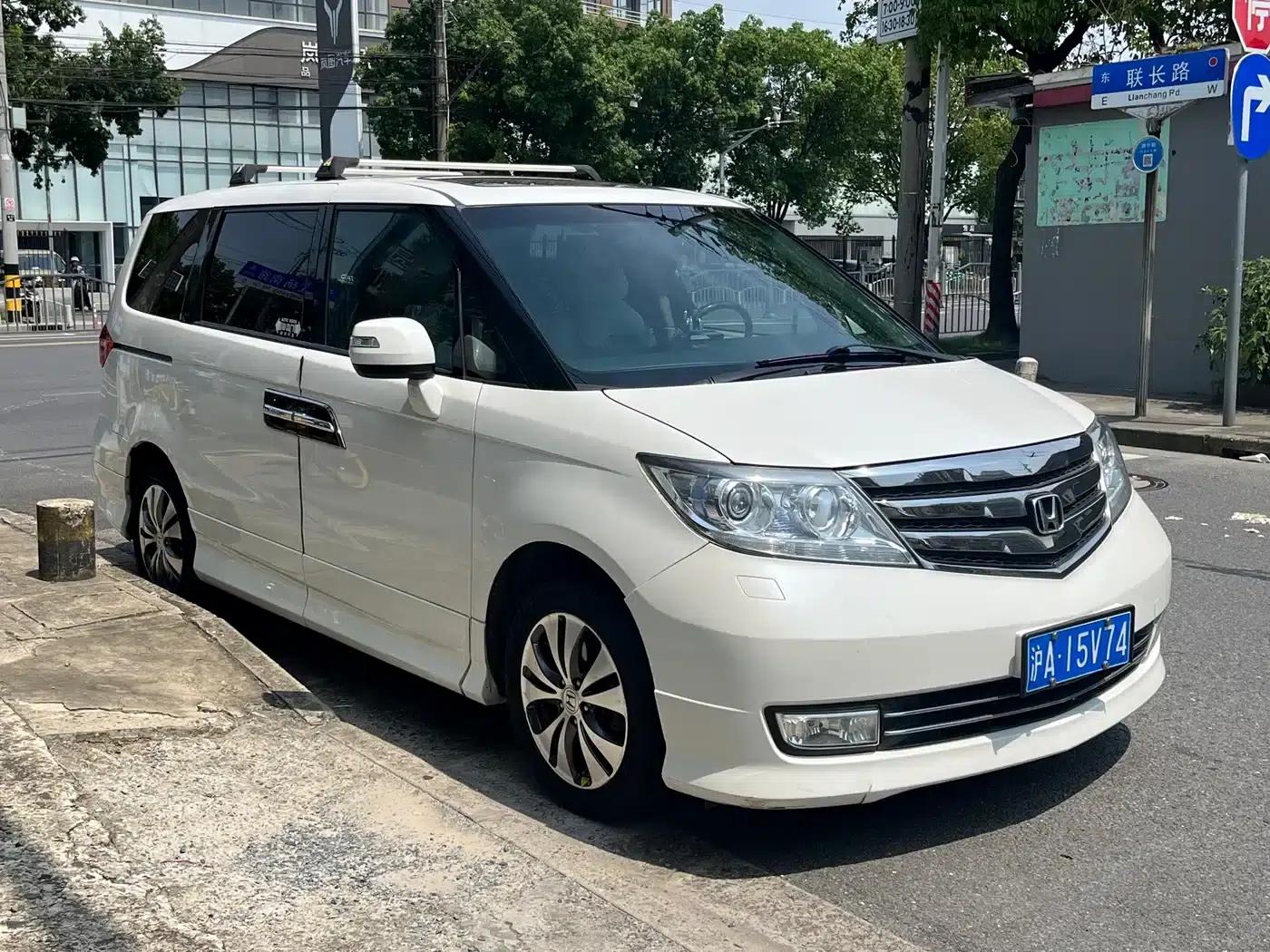 Elysion 2015 2.4L VTi-S Premium Edition — миниатюра 2