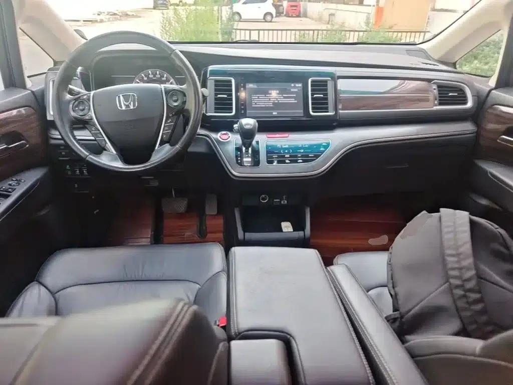 Elysion 2016 2.4L Luxury Edition — миниатюра 10