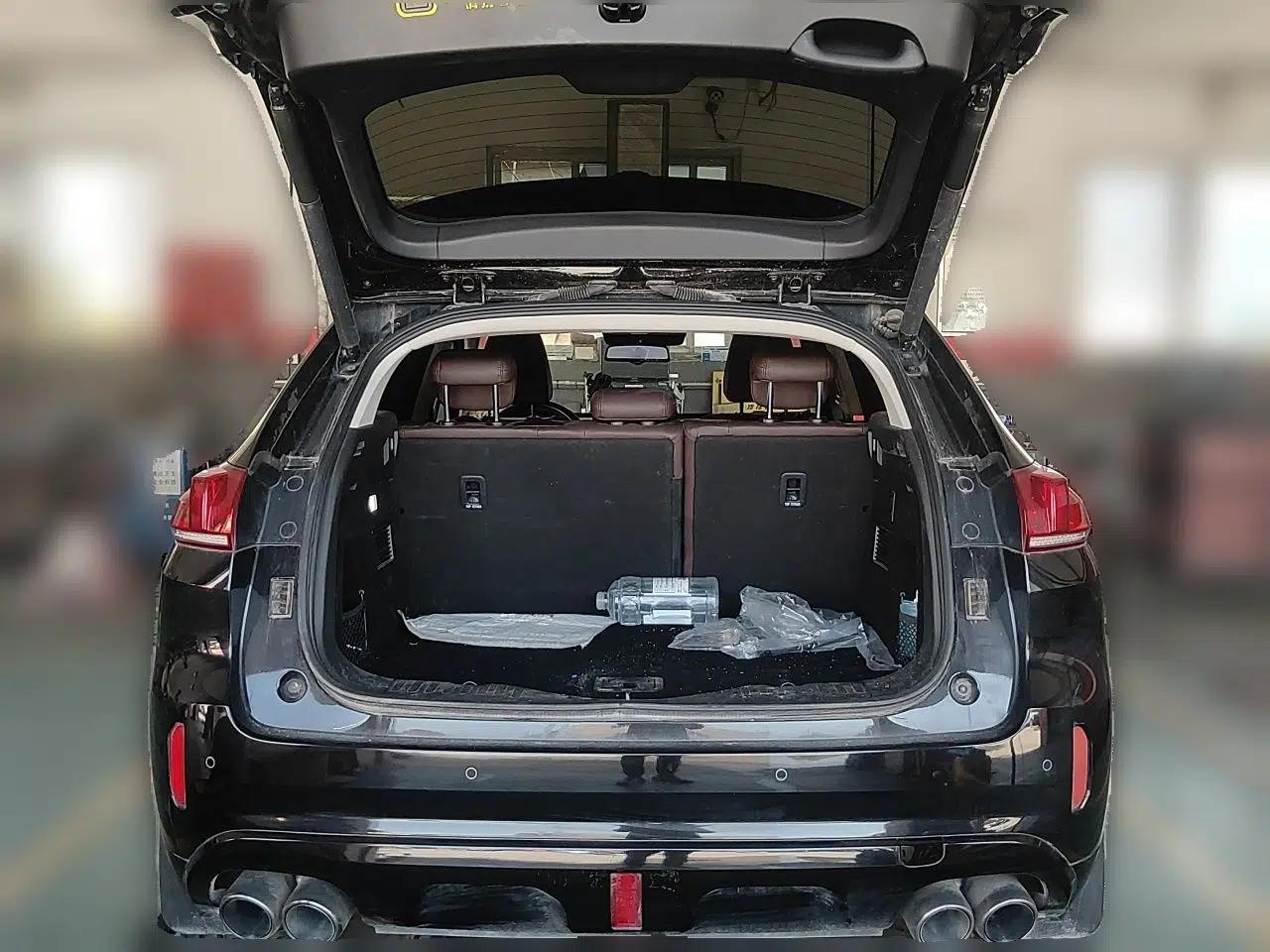 Wey VV5 2019 Upgraded Model 2.0T Two-Wheel Drive Ultra-Luxury Version China V Standard — миниатюра 19