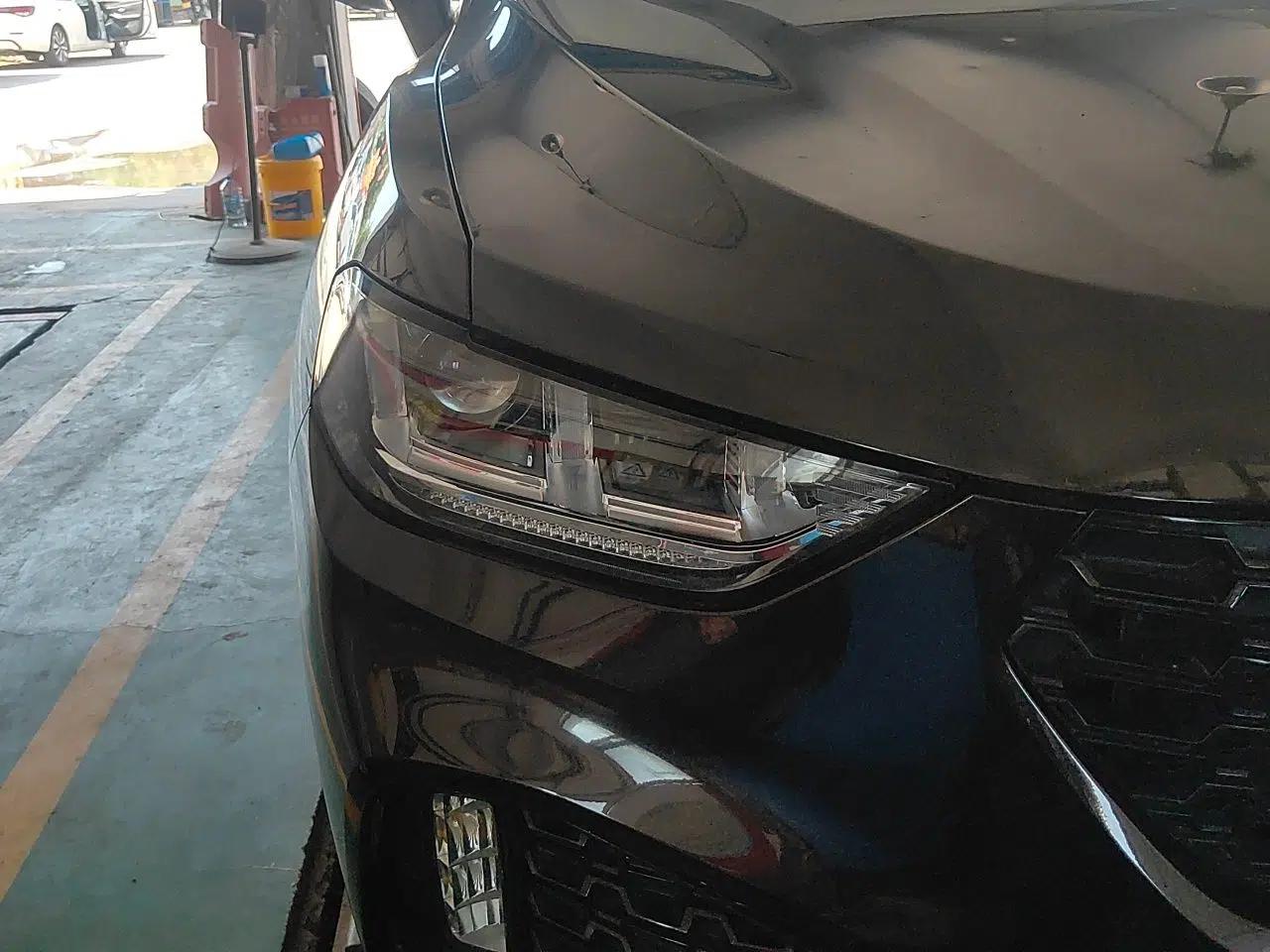 Wey VV5 2019 Upgraded Model 2.0T Two-Wheel Drive Ultra-Luxury Version China V Standard — миниатюра 7