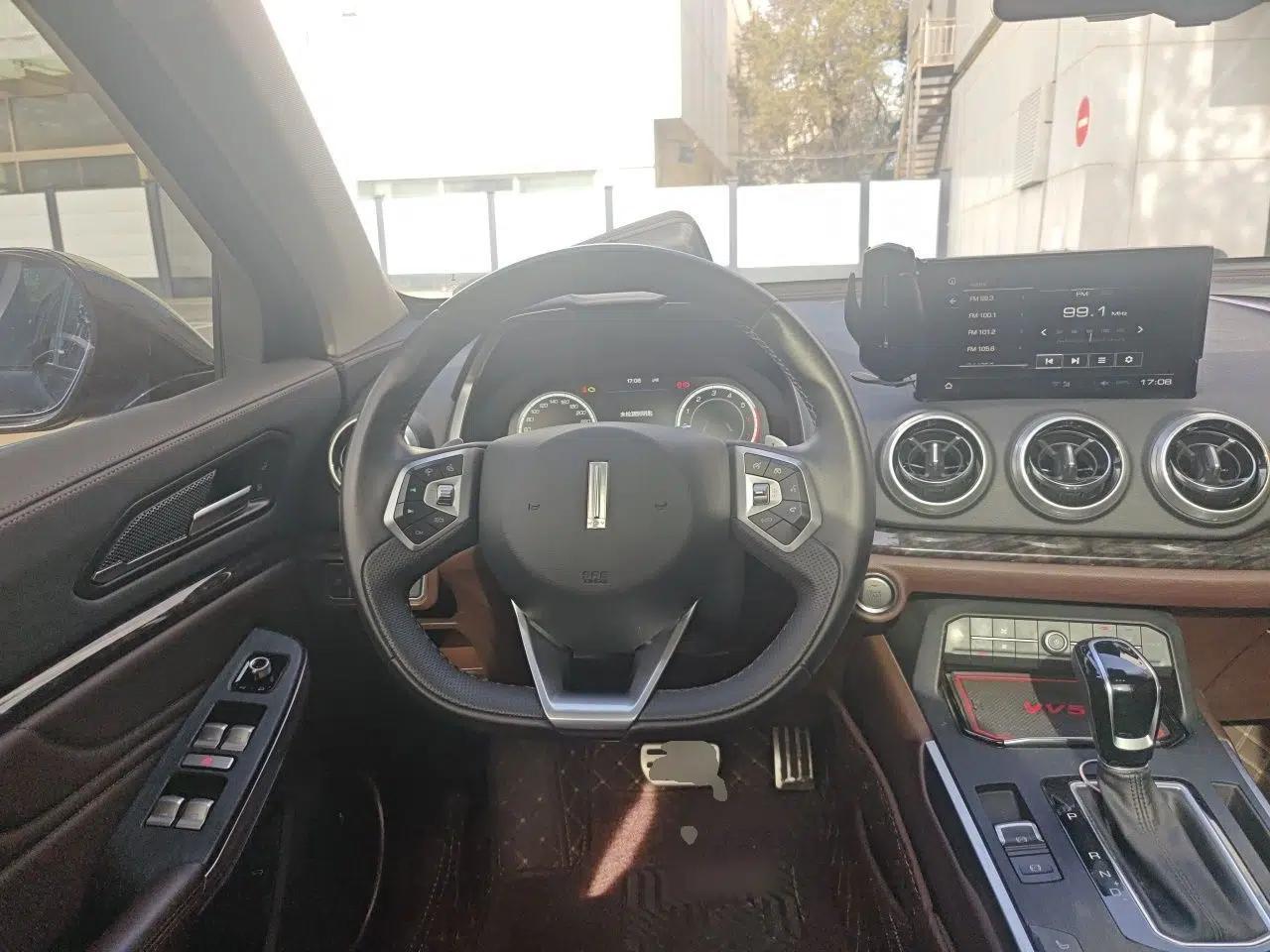 Wey VV5 2019 Upgraded Model 2.0T Two-Wheel Drive Flagship Version China V Standard — миниатюра 7