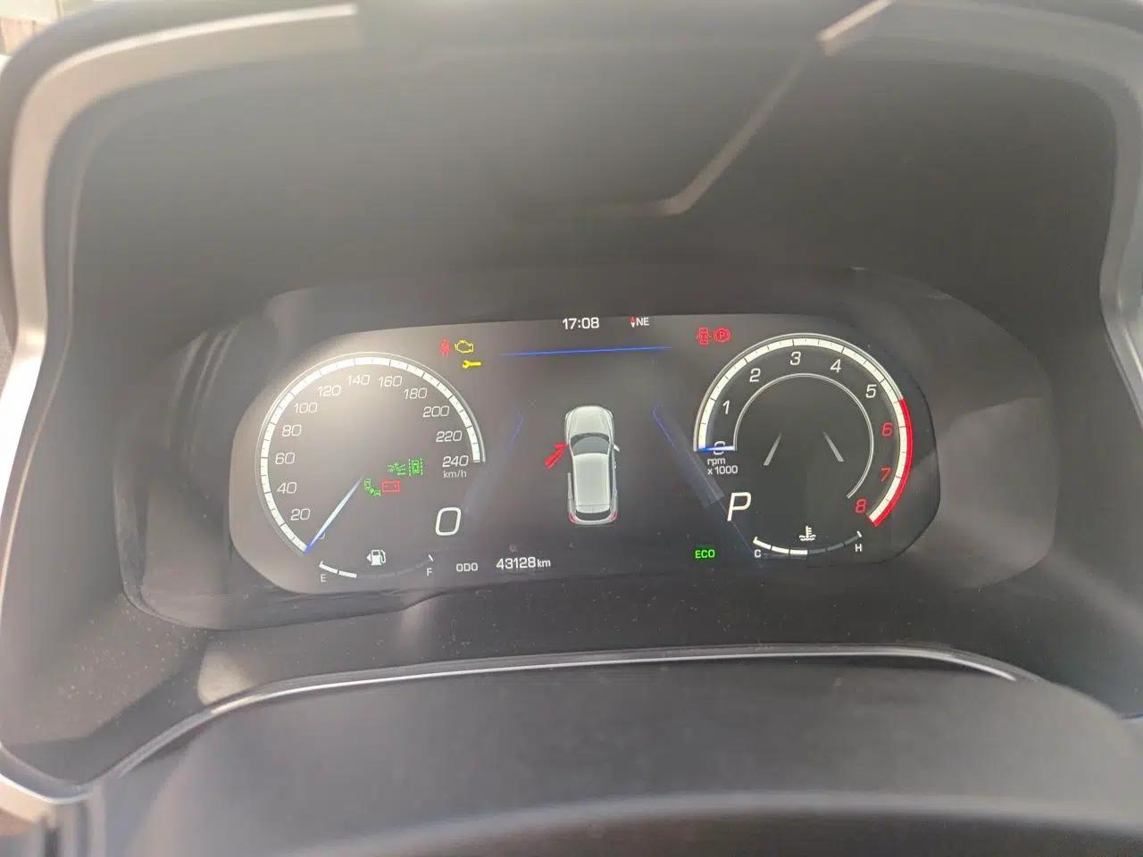Wey VV5 2019 Upgraded Model 2.0T Two-Wheel Drive Flagship Version China V Standard — миниатюра 8