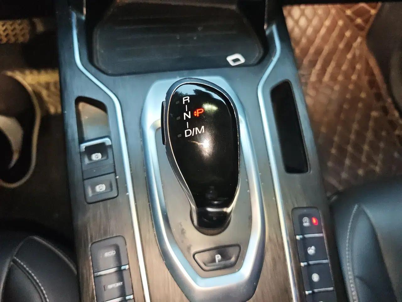 Wey VV5 2020 1.5T Two-Wheel Drive Smart Pioneer — миниатюра 14
