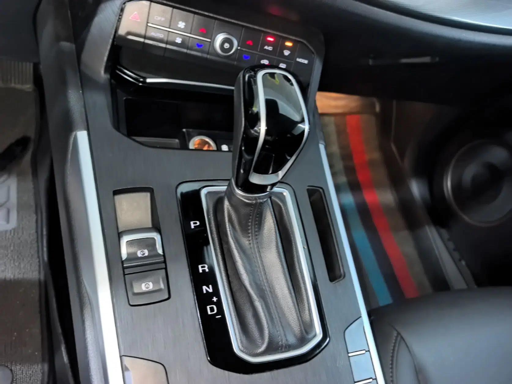 Wey VV5 2019 2.0T Two-Wheel-Drive Ultimate Edition — миниатюра 16
