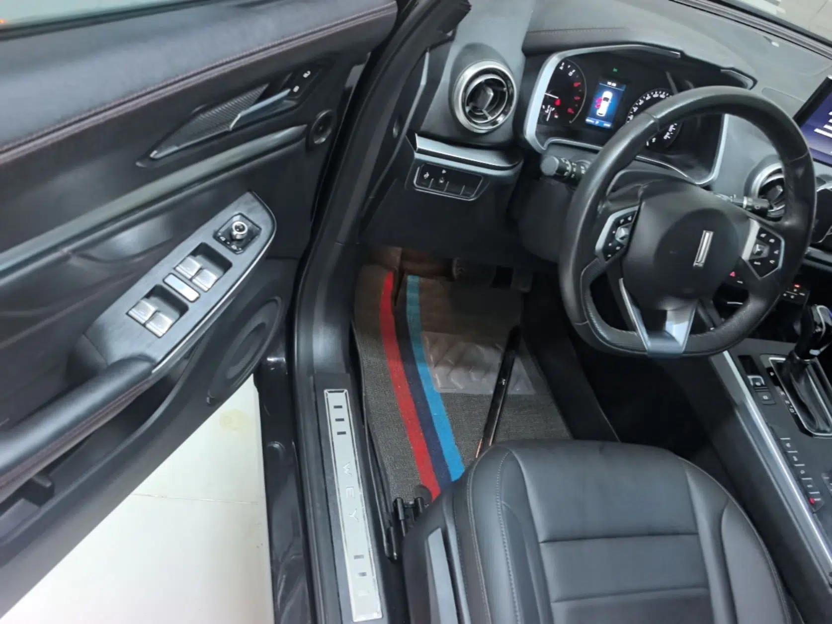 Wey VV5 2019 2.0T Two-Wheel-Drive Ultimate Edition — миниатюра 18