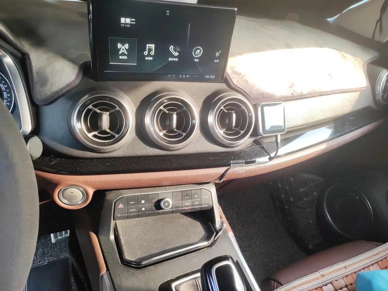 Wey VV5 2017 2.0T Ultra-Luxury Version — миниатюра 10