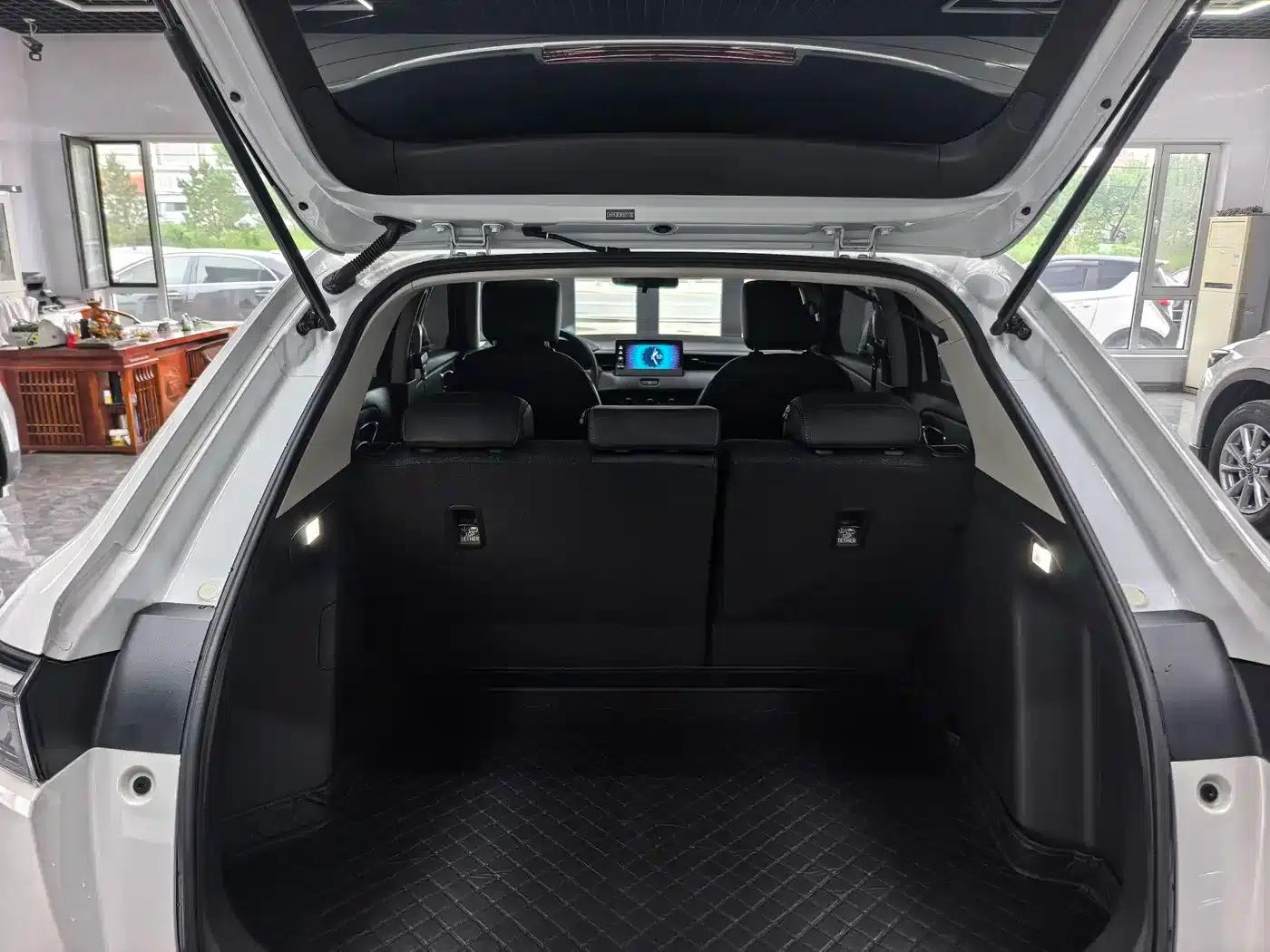 Honda XR-V 2023 Facelift 1.5L CVT Trend Edition — миниатюра 15