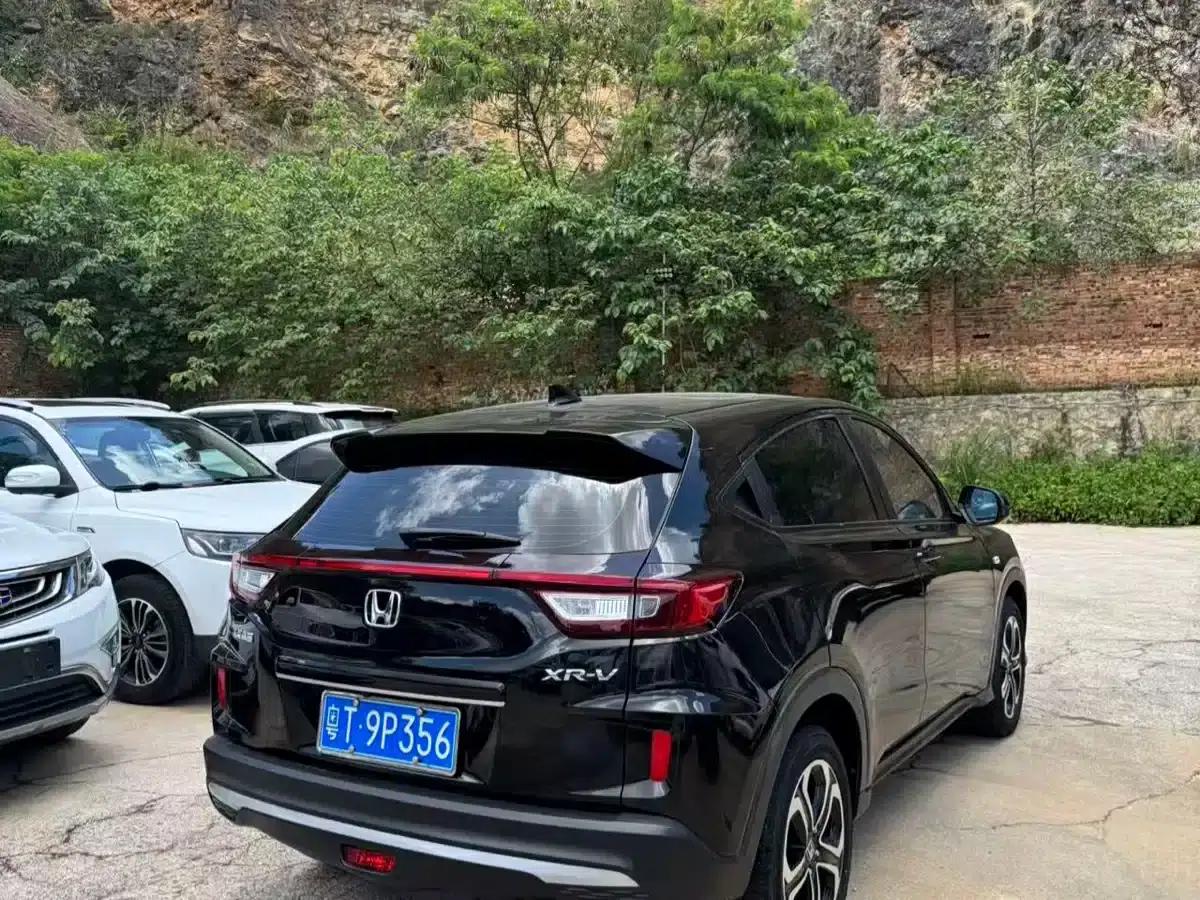Honda XR-V 2022 1.5L CVT Obsidian Edition — миниатюра 9