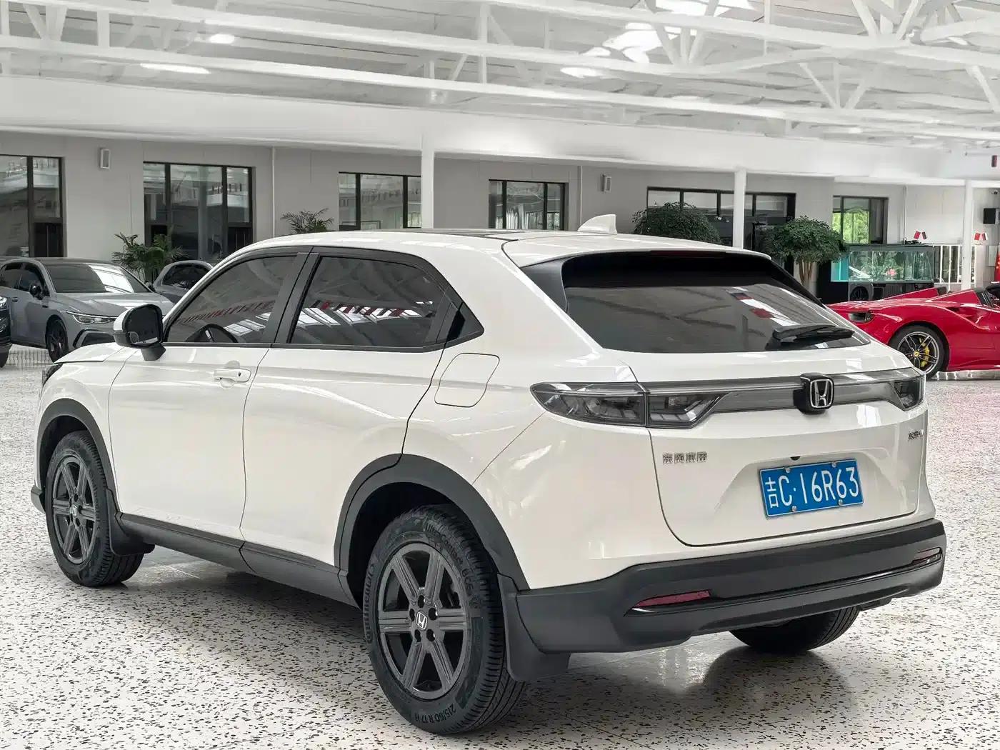 Honda XR-V 2023 Facelift 1.5L CVT Trend Edition — миниатюра 4