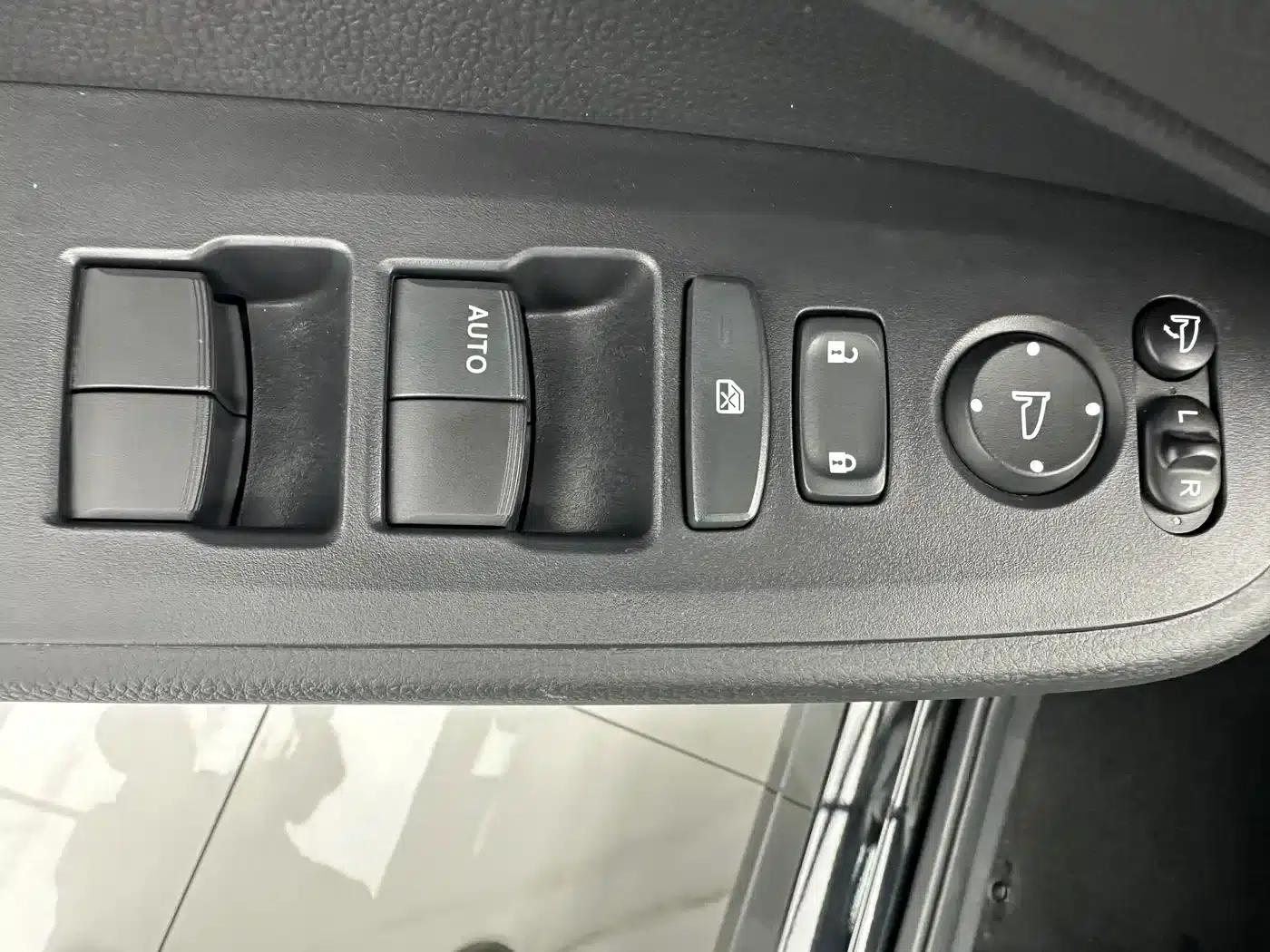 Honda XR-V 2023 1.5L CVT Hot Edition — миниатюра 11