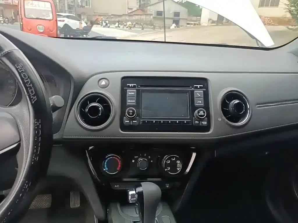 Honda XR-V 2015 1.8L EXi CVT Comfort Edition — миниатюра 13