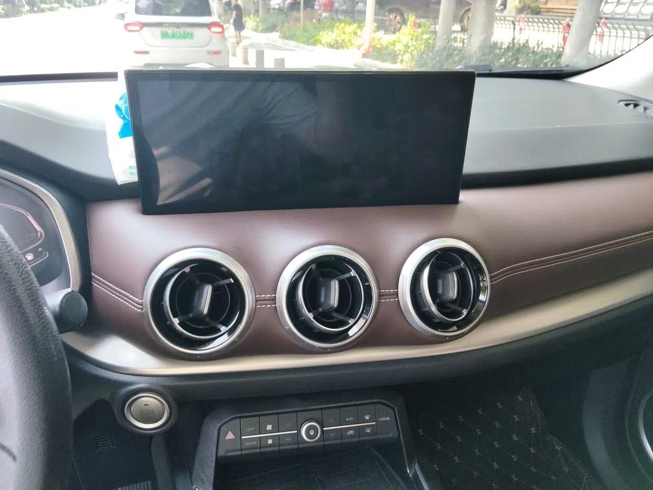 Wey VV6 2020 2.0T Two-Wheel Drive Smart Enjoyment+ — миниатюра 13