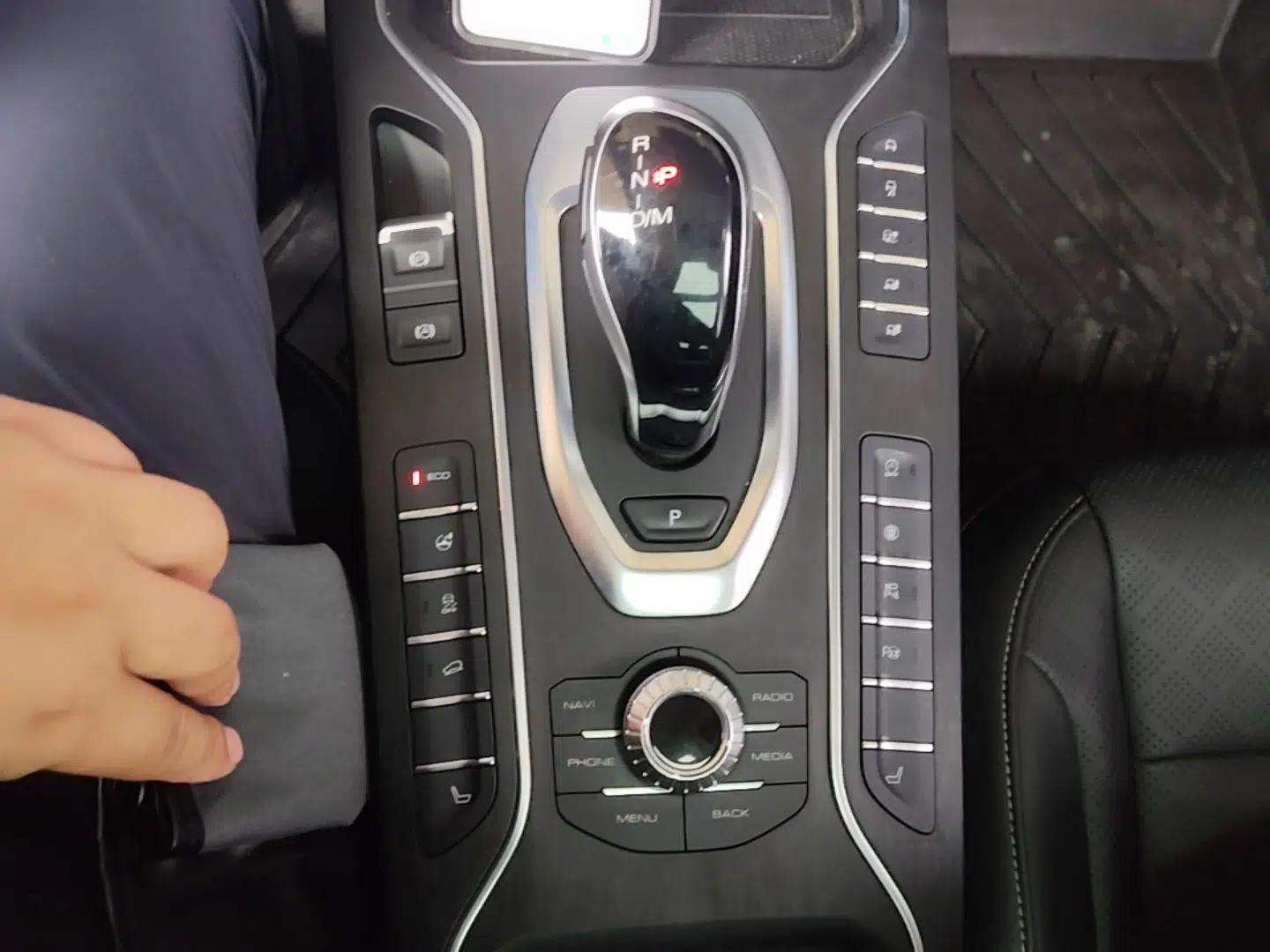 Wey VV6 2018 2.0T Four-Wheel Drive Flagship Version China V Standard — миниатюра 21