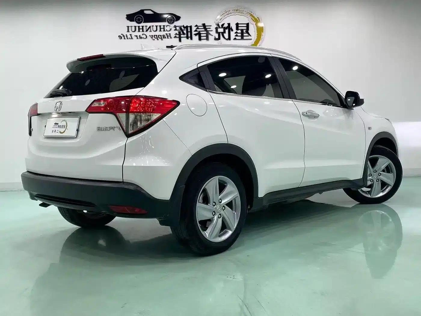 Vezel 2020 1.5L CVT Elite Edition — миниатюра 9