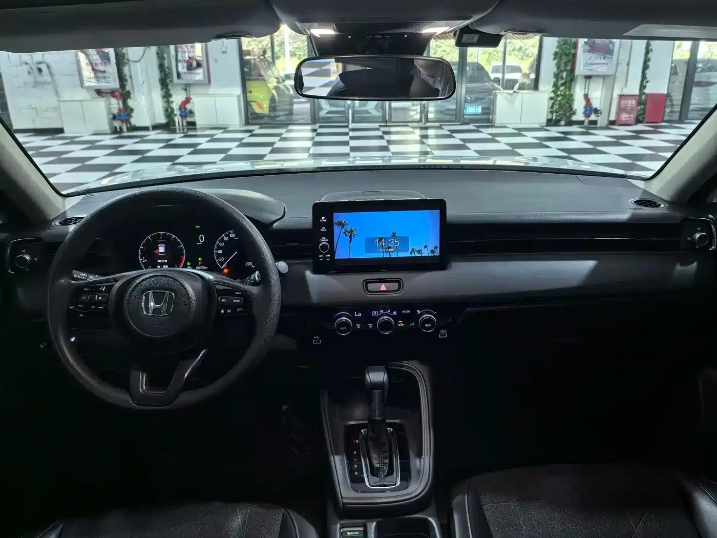 Vezel 2023 1.5L CVT Pioneer Edition — миниатюра 12