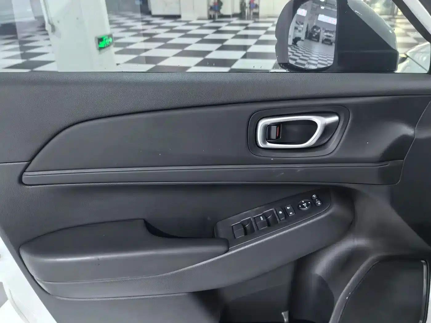 Vezel 2023 1.5L CVT Pioneer Edition — миниатюра 15