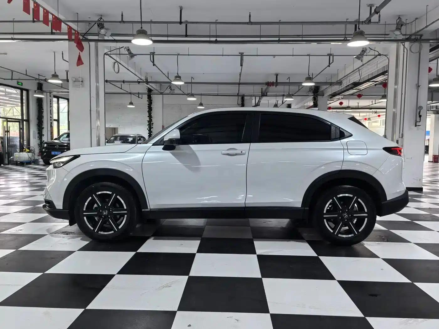 Vezel 2023 1.5L CVT Pioneer Edition — миниатюра 7