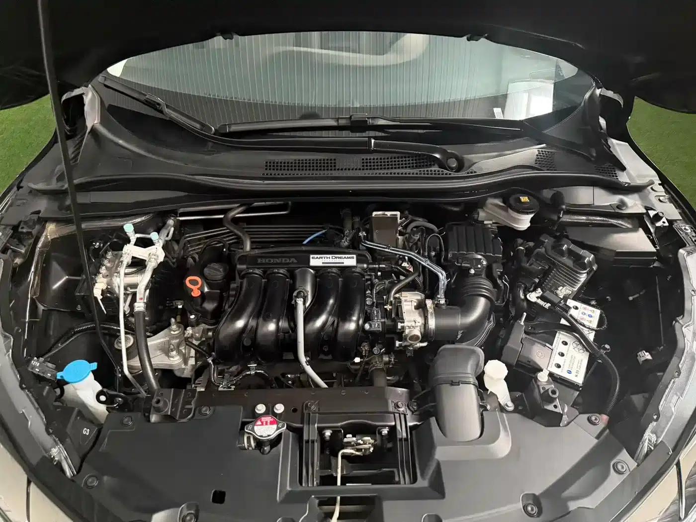 Vezel 2022 1.5L CVT Elite Smart Edition — миниатюра 18