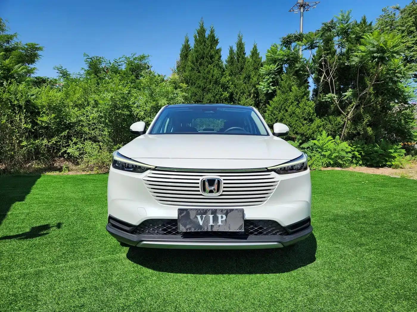 Vezel 2023 1.5L CVT Tech Edition — миниатюра 2